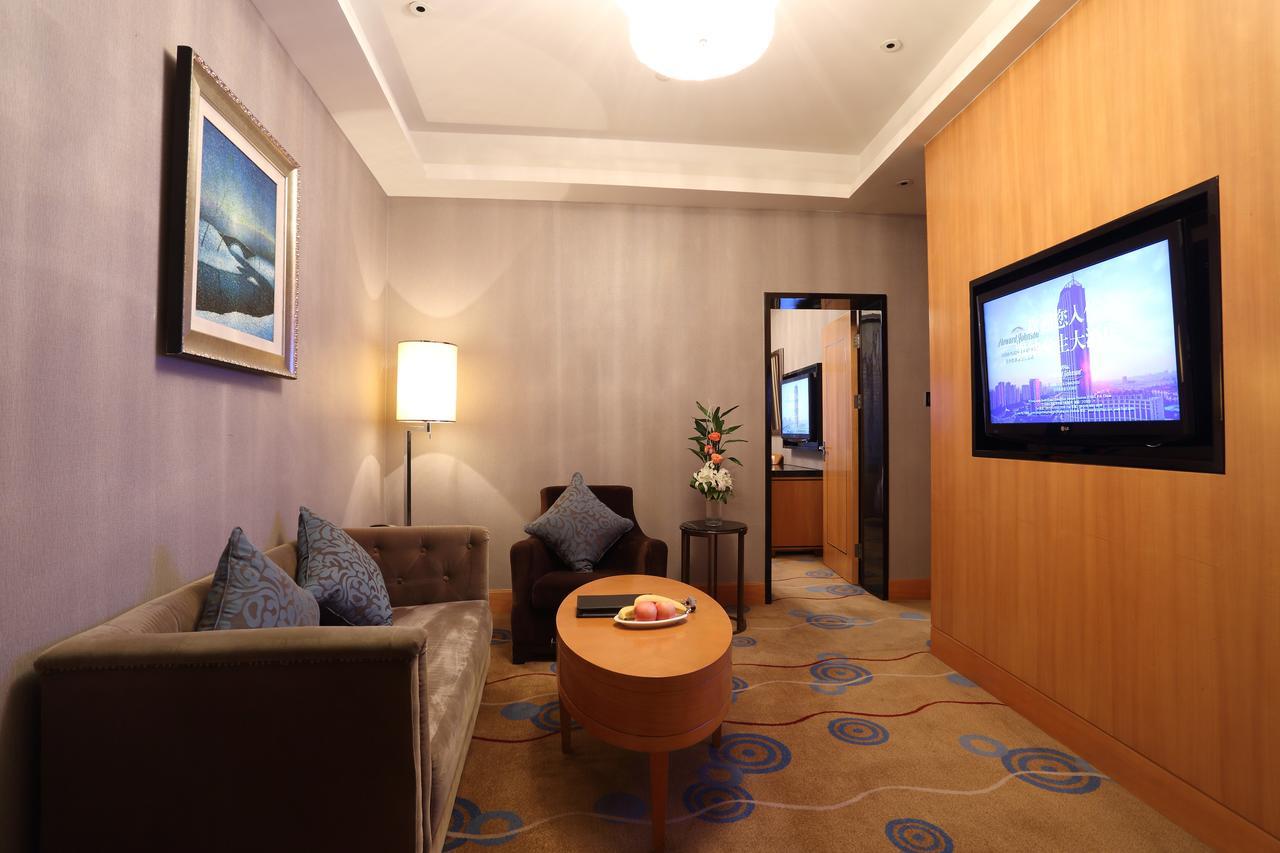 Howard Johnson Kaina Plaza Changzhou 창저우 외부 사진